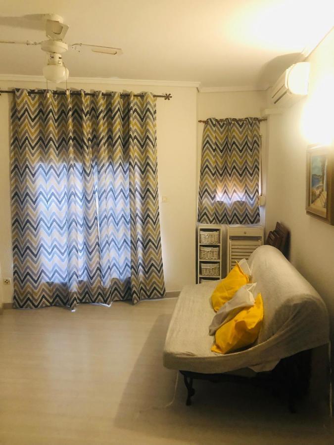 Bonito Estudio En Apartment