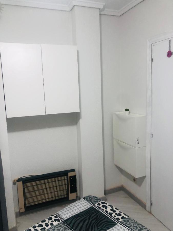 Bonito Estudio En