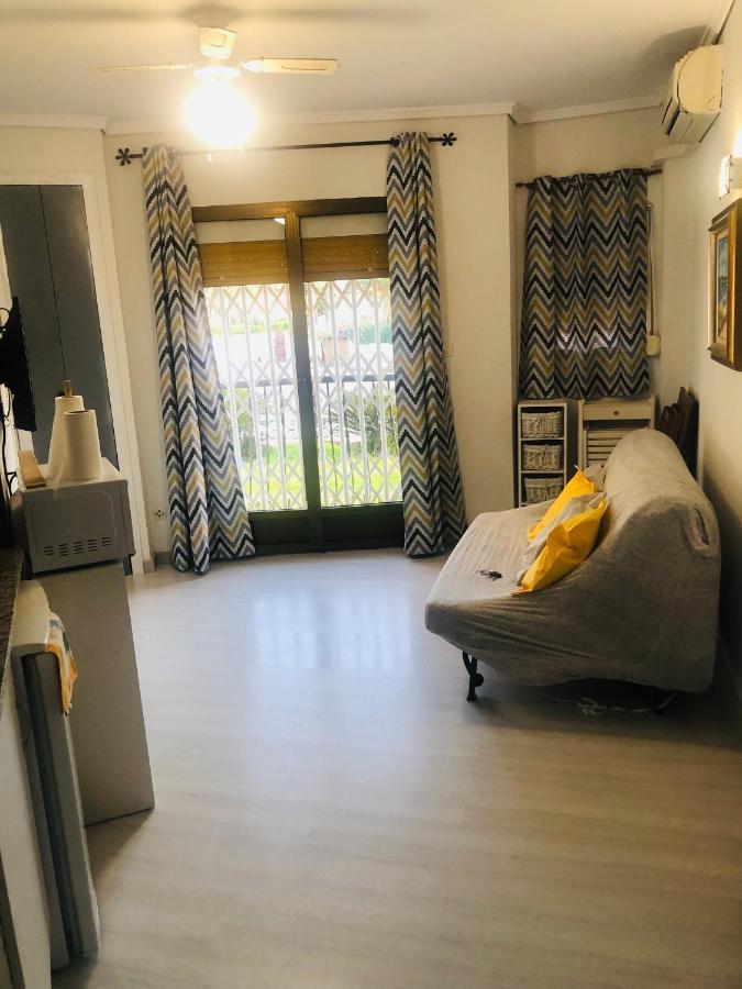 Bonito Estudio En Apartment